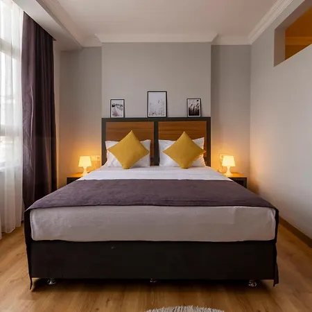 Business Hotel