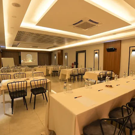 Business Hotel 4*