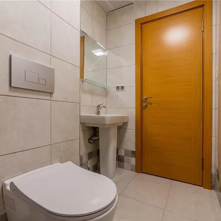 Business Hotel