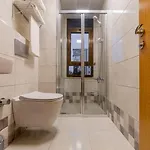 Hotel Business
