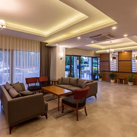 Business Hotel 4*