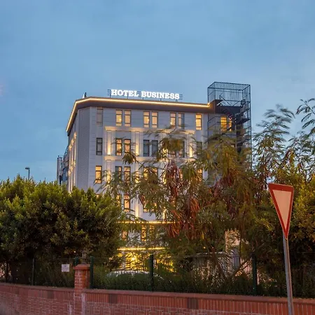 Business Hotel 4*