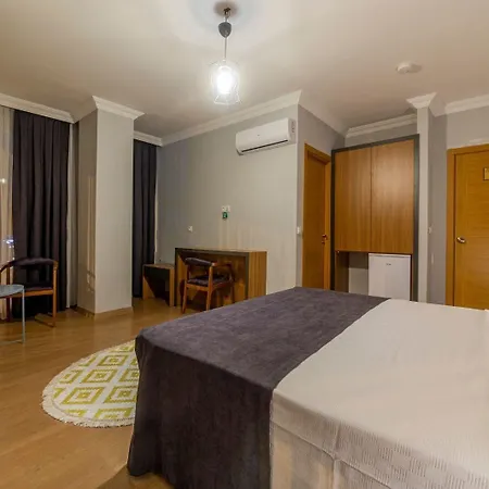 Business Hotel 4*