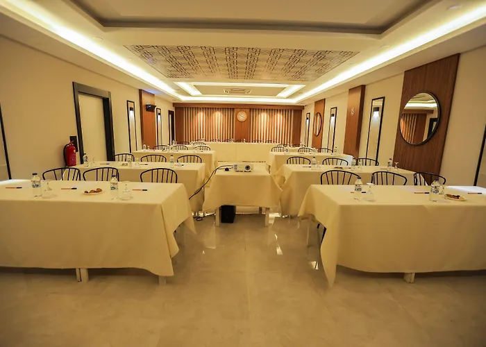 Otel Business
