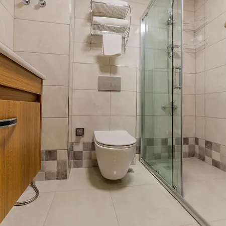 Business 安塔利亚