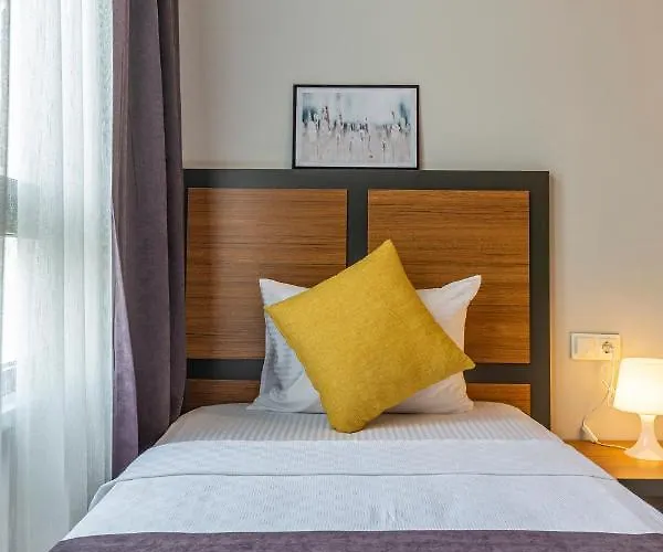 Business Hotel